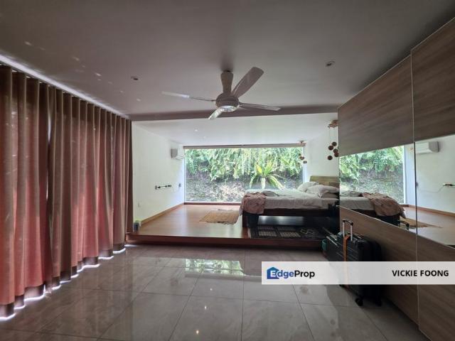 House for sale in Country Heights Damansara, Kuala Lumpur