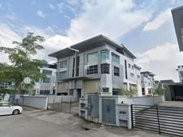 Warehouse for rent in Petaling, Alam Impian