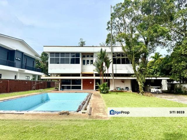 House for sale in Country Heights Damansara, Kuala Lumpur