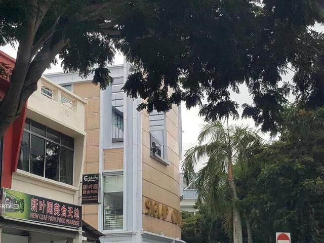 Apartment for sale in Siglap, 16 Upper East Coast