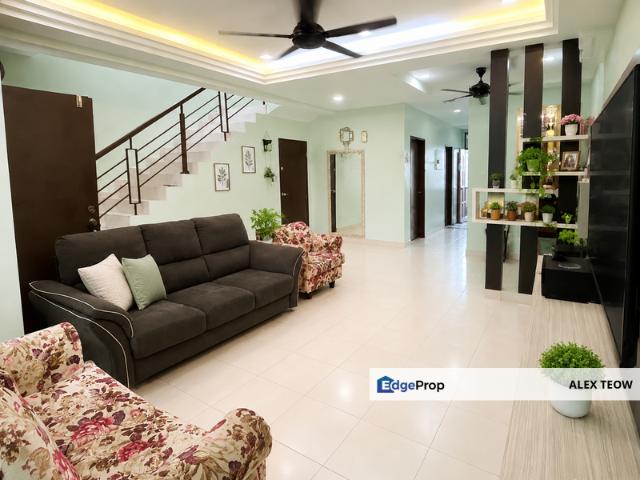 House for sale in Ulu Tiram, Johor