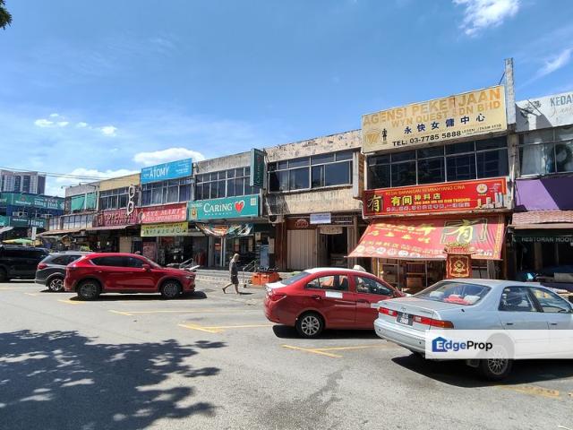 Shop for rent in Country Heights Damansara, Kuala Lumpur