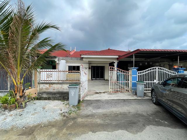 Terraced House for sale in Batu Pahat, Johor