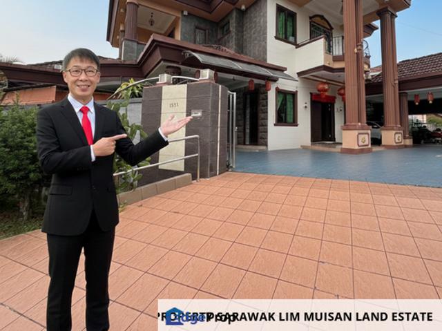 House for sale in Kuching