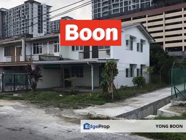 House for sale in Kuching