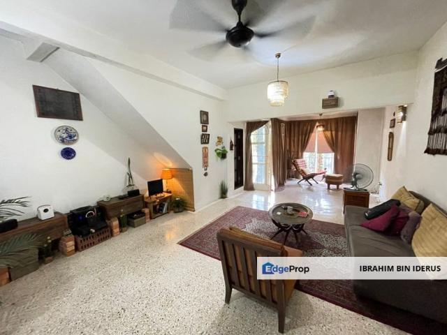 House for sale in Country Heights Damansara, Kuala Lumpur