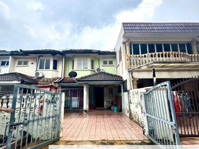 House for sale in Langat, Selangor