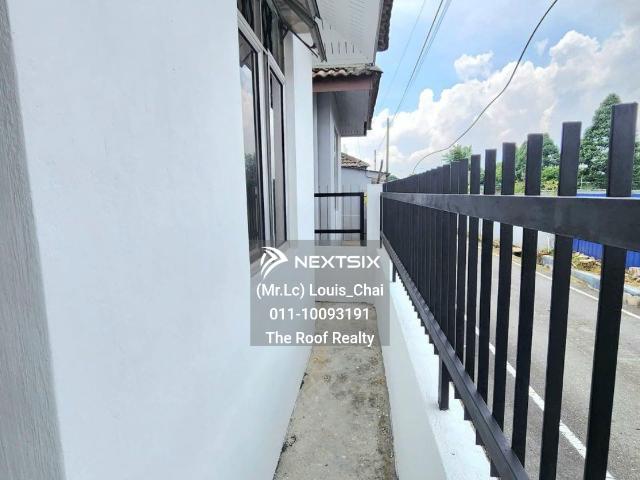 Shop for sale in Johor