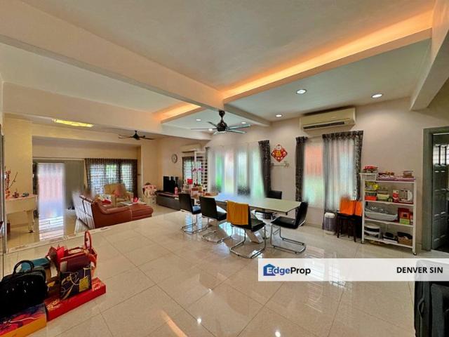 House for sale in Country Heights Damansara, Kuala Lumpur