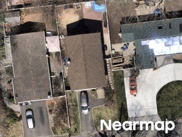 House for sale in Holtsville
