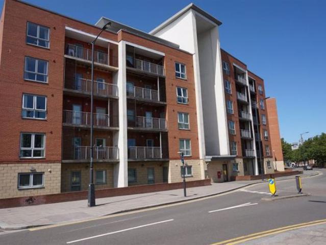 Apartment for rent in Chinatown, Calderstones
