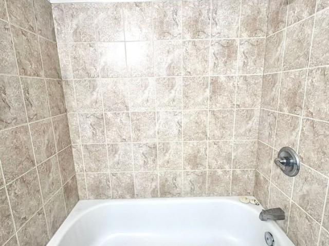Apartment for rent in Queen Alexandra, Edmonton