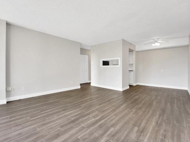 Apartment for rent in James Bay, Victoria