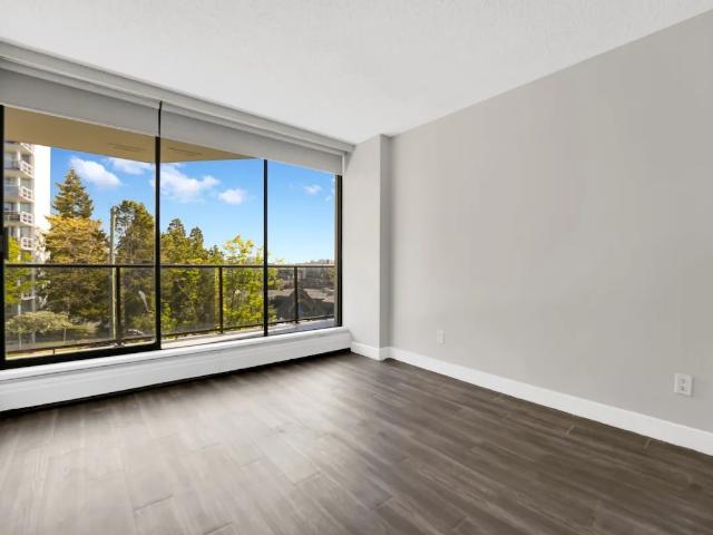 Apartment for rent in James Bay, Victoria