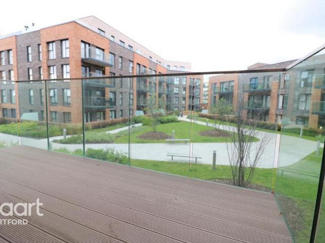 Apartment for rent in Monks Orchard, Kent