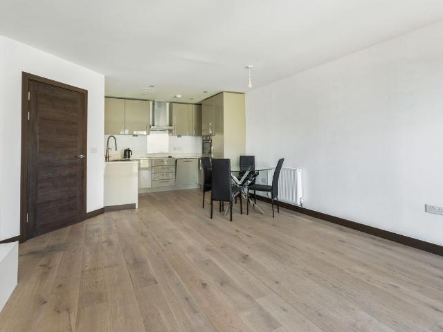 Apartment for rent in Monks Orchard, Kent