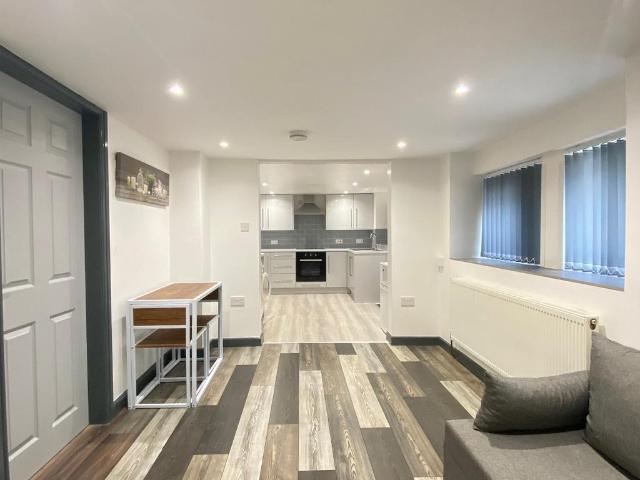 Apartment for rent in Four Lane Ends, Blackburn