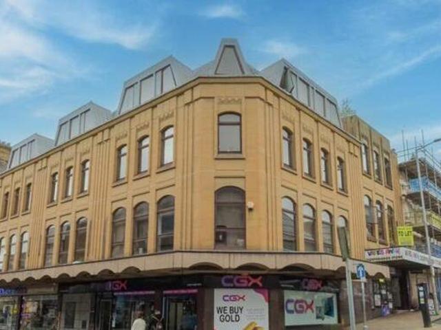 House for sale in Allerton, West Yorkshire