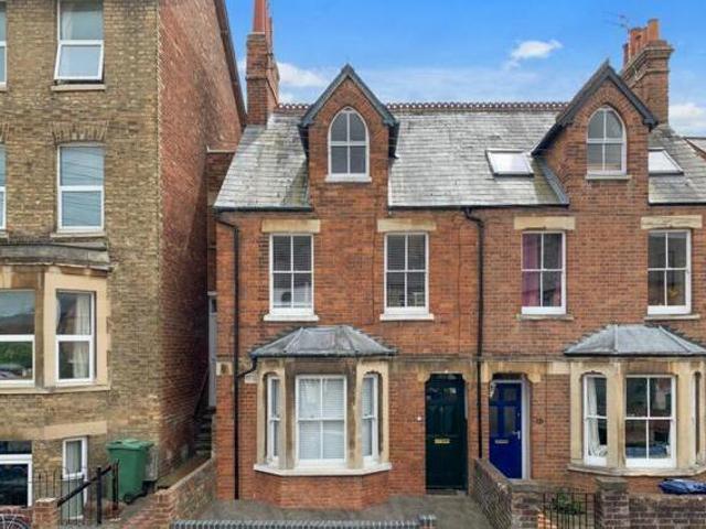 House for sale in The Slade, Oxfordshire