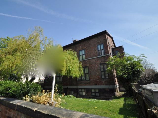 Apartment for rent in Claughton, Wirral