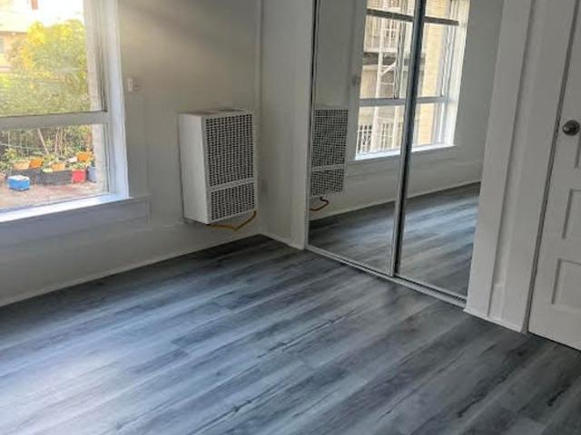 Apartment for rent in Canoga Park, California