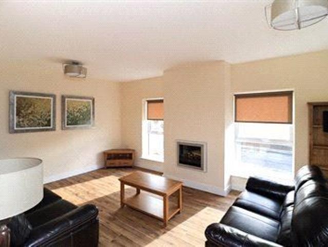 Apartment to rent in Malahide, North Tipperary