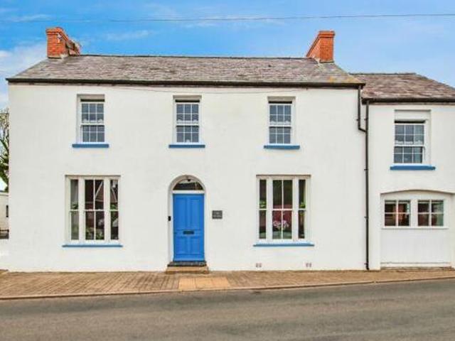 House for sale in Tenby, Wales