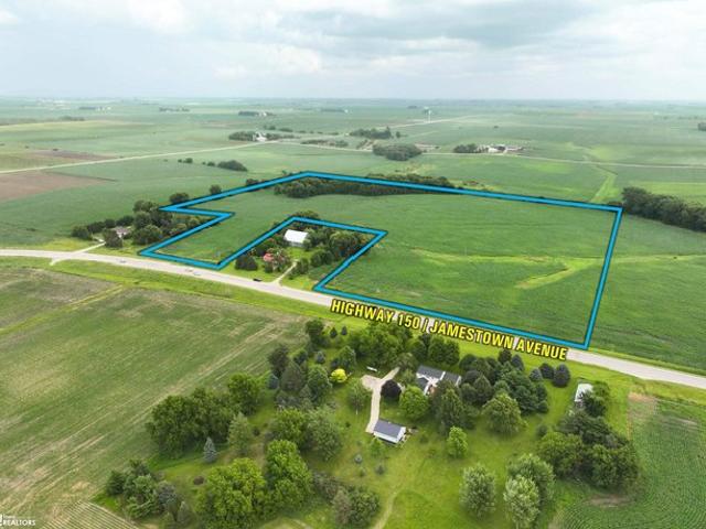 Farm for sale in Independence, Iowa