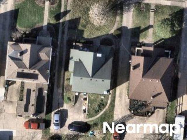 House for sale in Roselawn, Ohio