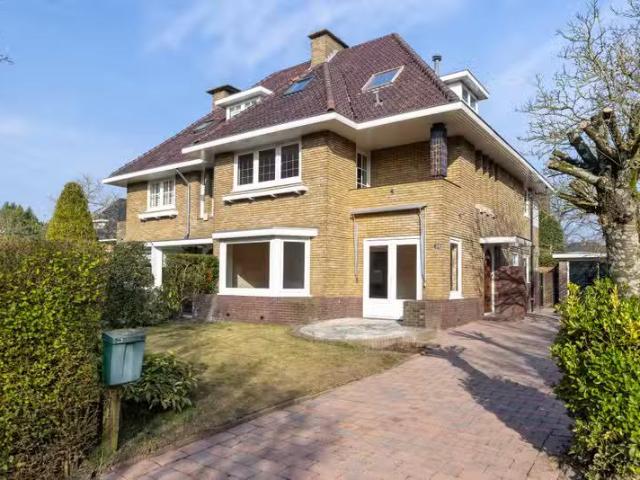 Landhuis te koop in Naarden
