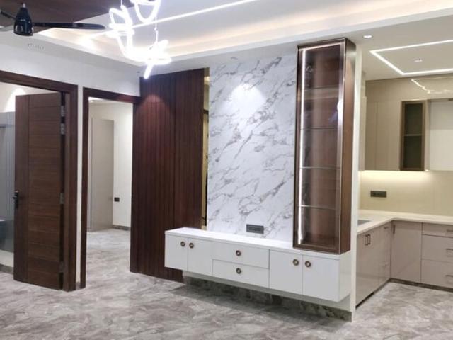 Flat for rent in Deri