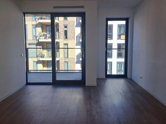 Appartement te huur in Holland Park, Diemen