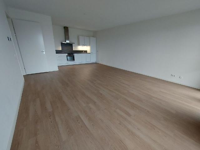 Appartement te huur in Holland Park, Diemen