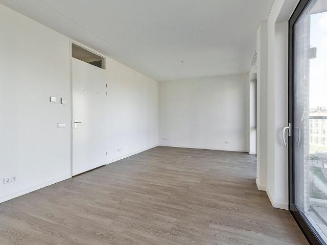Appartement te huur in Holland Park, Diemen