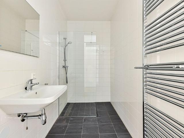Appartement te huur in Holland Park, Diemen