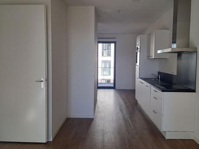 Appartement te huur in Holland Park, Diemen