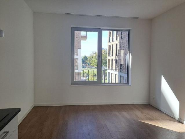 Appartement te huur in Holland Park, Diemen