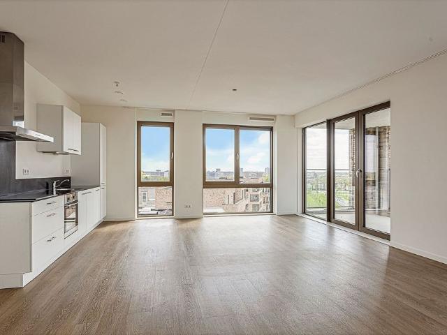 Appartement te huur in Holland Park, Diemen