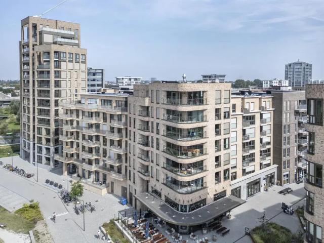 Appartement te huur in Holland Park, Diemen