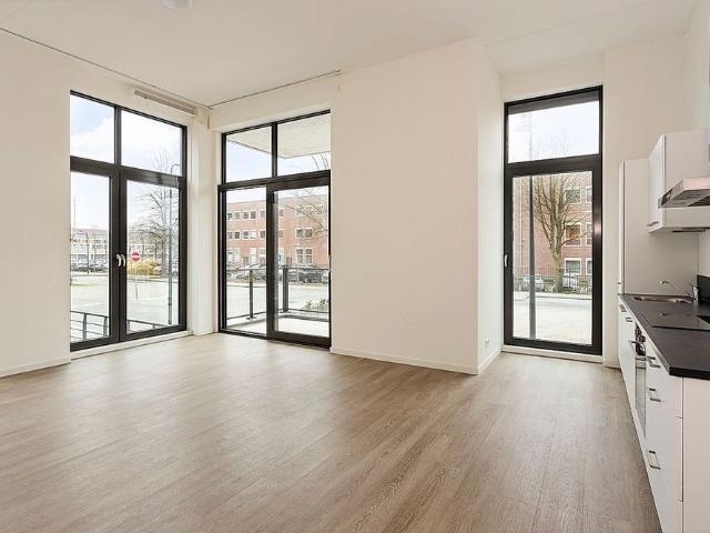 Appartement te huur in Holland Park, Diemen