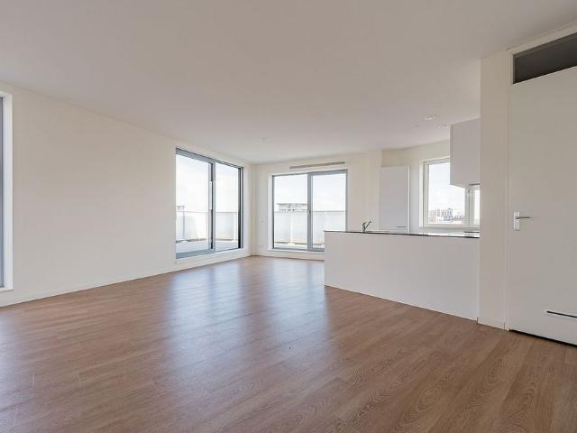 Appartement te huur in Holland Park, Diemen