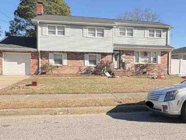 House for sale in Fairlawn Estates, Norfolk