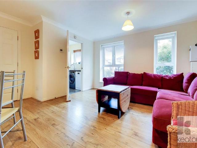 Apartment for rent in Silvertown, Greater London
