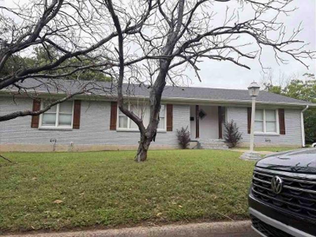 House for sale in Haltom City, Texas