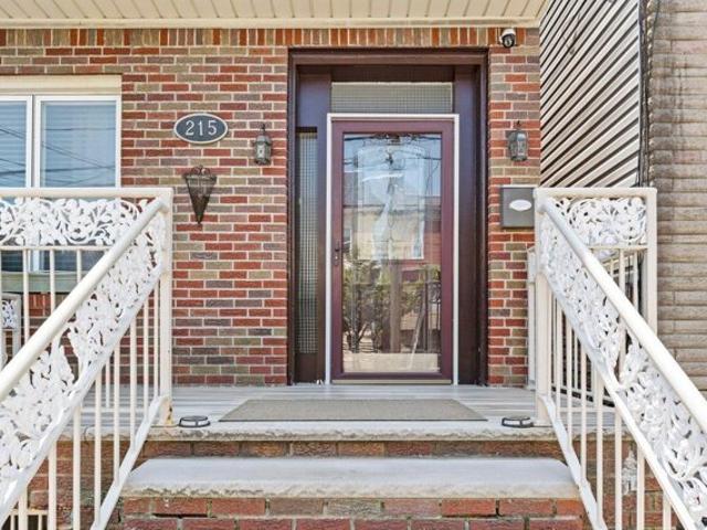 House for sale in Weehawken