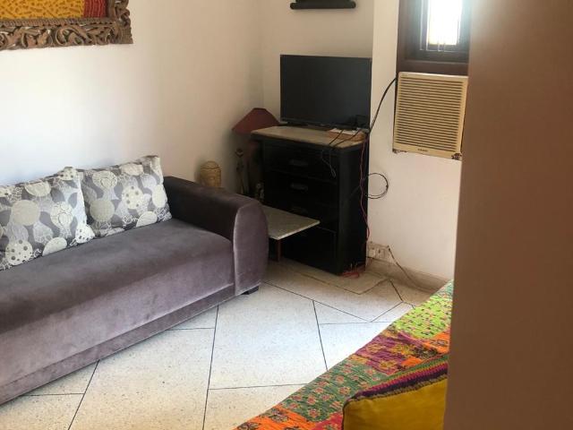 Property for rent in Deri