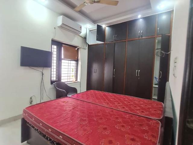 Property for rent in Deri