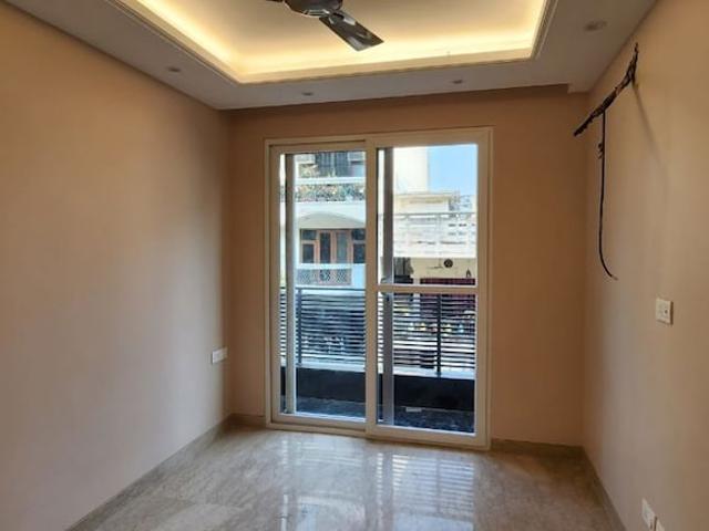 Property for rent in Deri