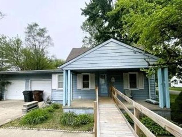 House for sale in Utica House for sale in Utica