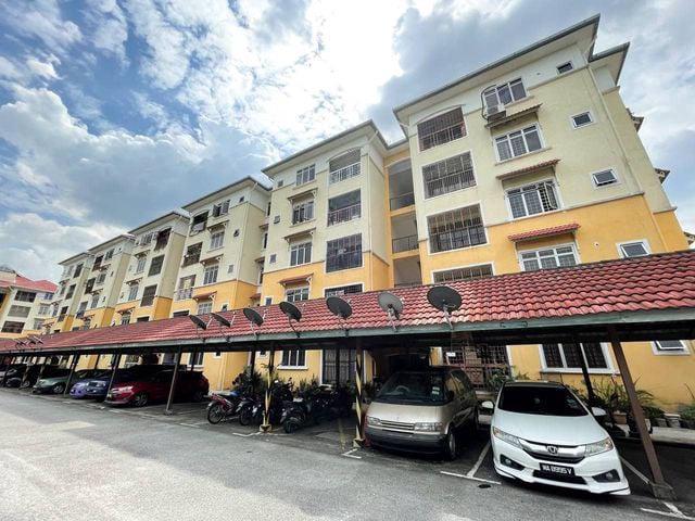 Apartment for sale in Tanjong Sepat, Selangor